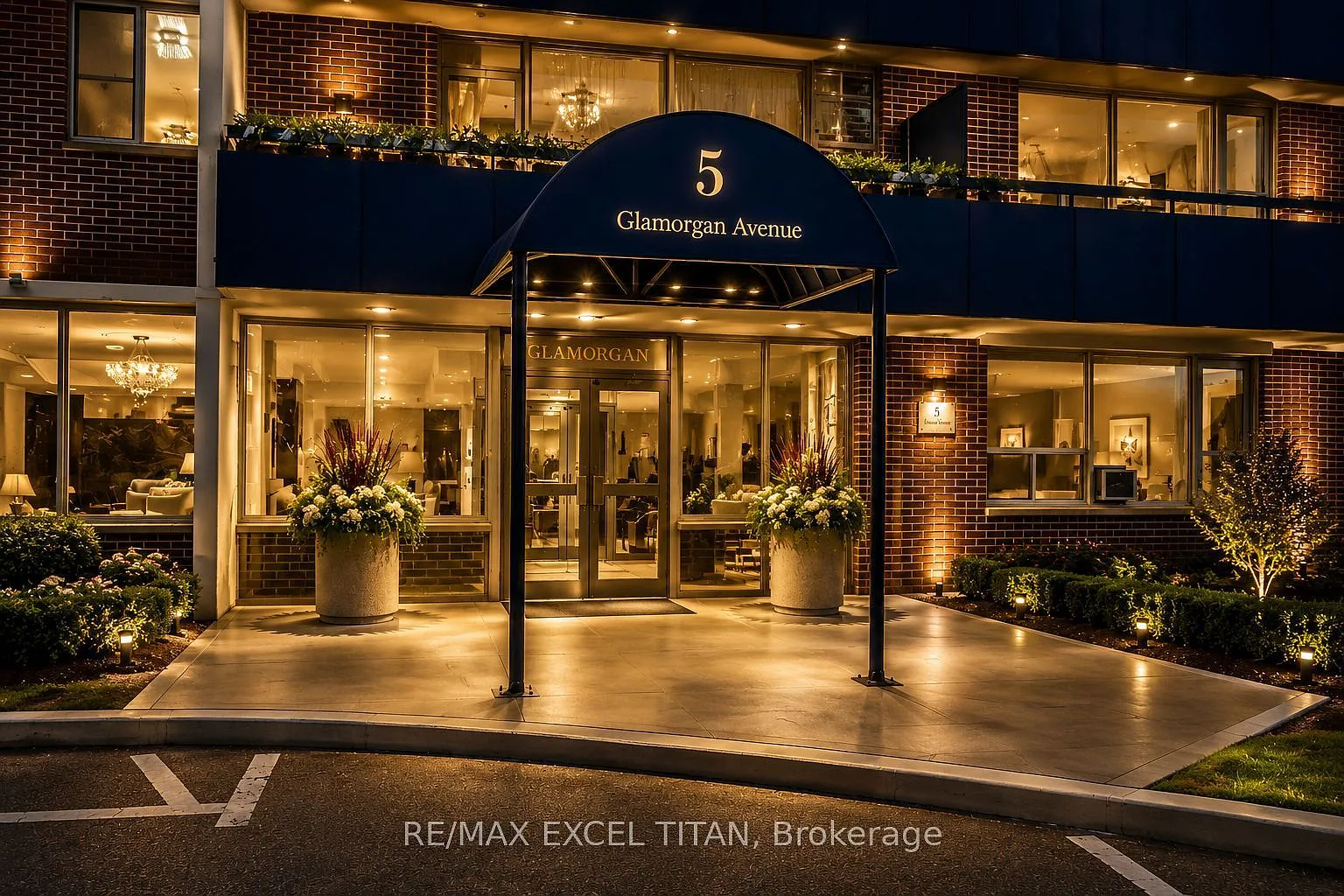 2 bed, $2,250 — Photo 1