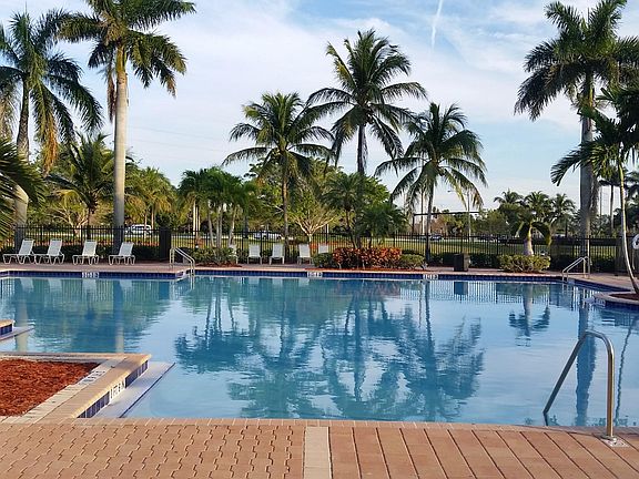 CLUBHOUSE POOL