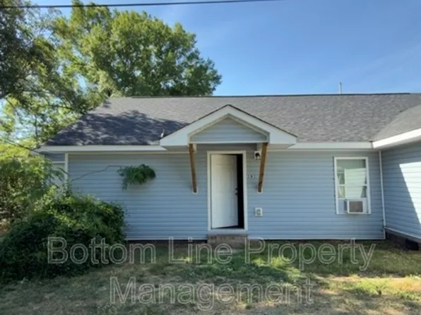 161 Cannon Ave NW, Concord, NC 28025