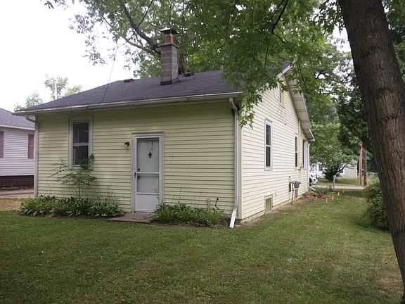 3rd image of 5304 Keyes Dr