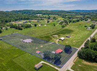 2727 Rickman Rd, Livingston, TN 38570