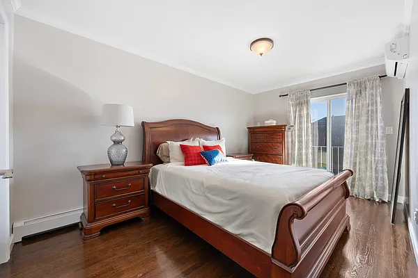 Sold by Keller Williams Realty Gold Coast | media 17