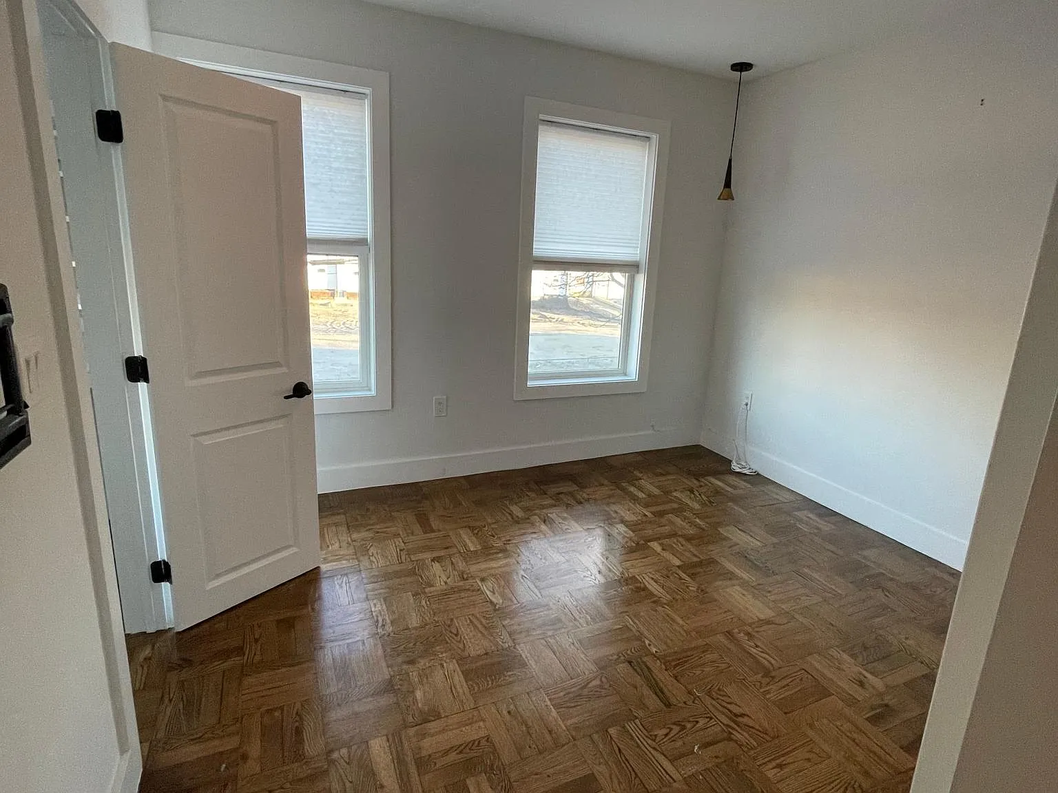 3 bed, 1400 sqft, $3,900 — Photo 4