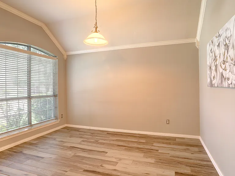 2804 Cascade Cove Dr — Photo 10