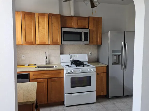 138 Franklin Street image 1 of 11