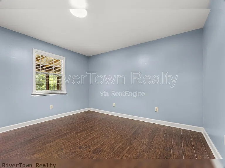 1204 Margaret Rd — Photo 20