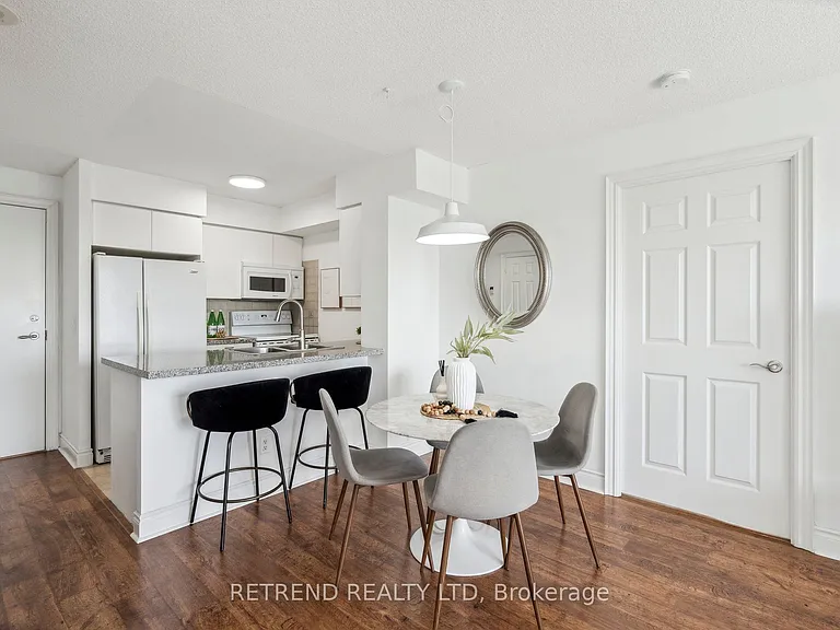 15 Greenview Ave #2111 — Photo 6