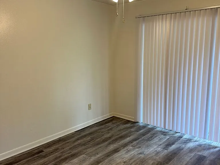 808 Concho Pl — Photo 12