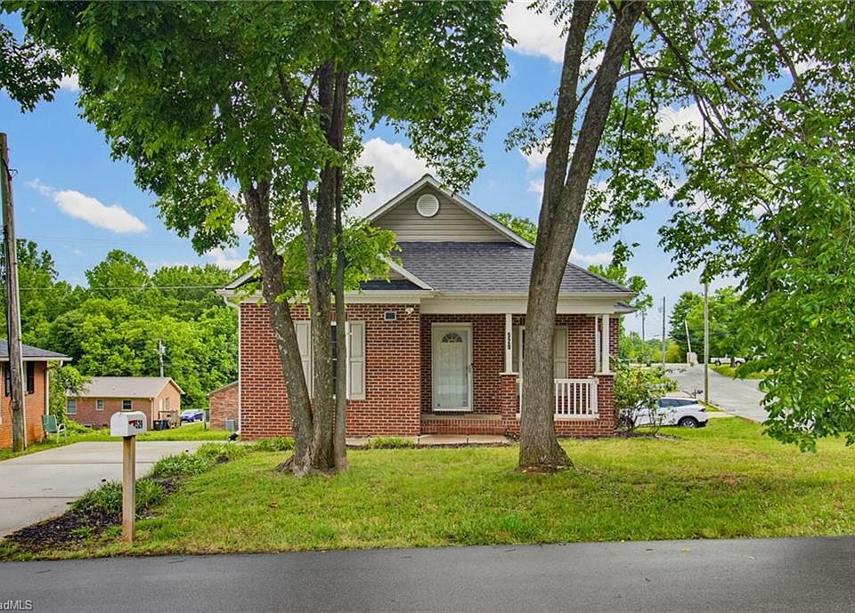 1st image of 529 Meredith Ave