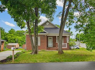 529 Meredith Ave, Lexington, NC 27292