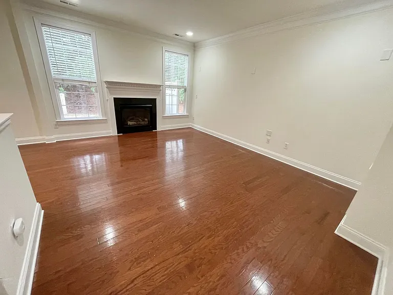 9519 Dellbrook Ct — Photo 7