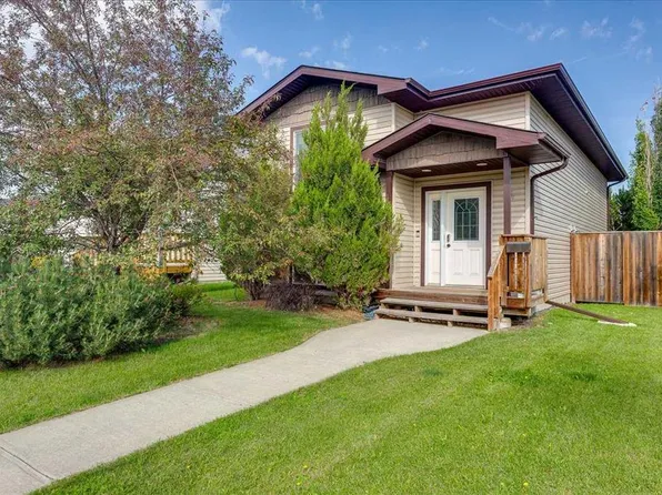 44 E Osler Cres, Red Deer, AB T4P 4E8