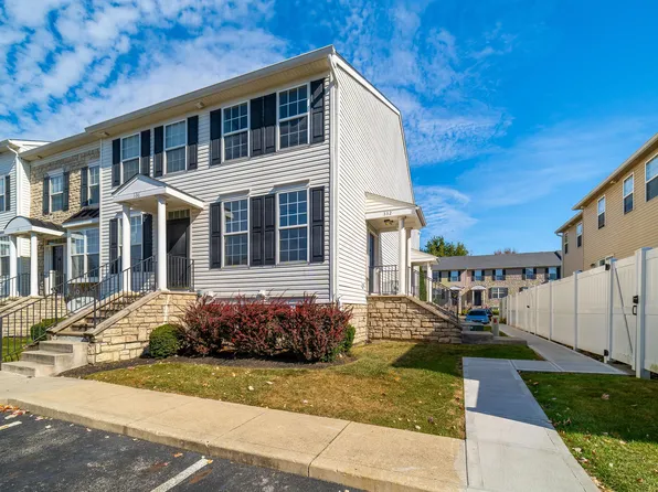 332 Oxford Oak Dr, Blacklick, OH 43004