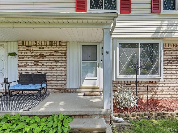 3rd image of 51142 S Foster Rd #11