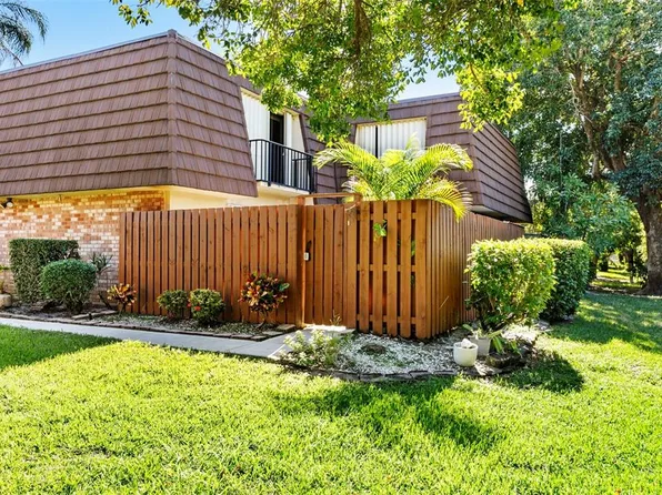 3911 Carolina Dr, Lake Worth, FL 33461