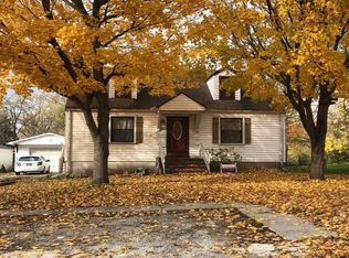 147 Park St, Chebanse, IL 60922