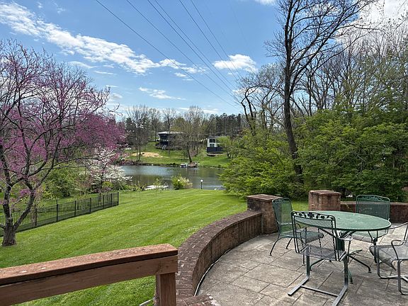 86th image of 2044 Manor Dr