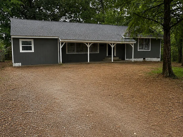 2662 Key St — Photo 1