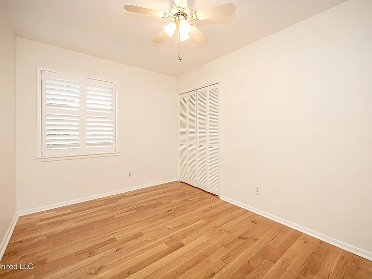 1107 Le Badine Ct — Photo 25