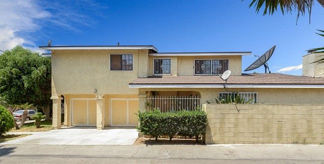 1st image of 2507 Zoe Ave
