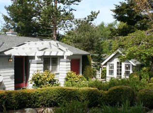 985 Camrose Ct, Camano Island, WA 98282