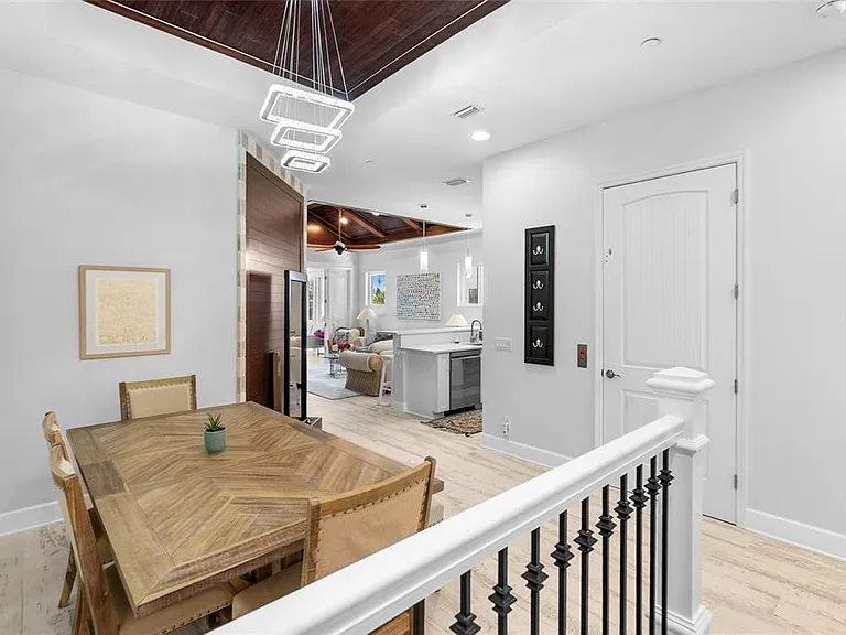 319 Compass Point Dr #201 — Photo 29