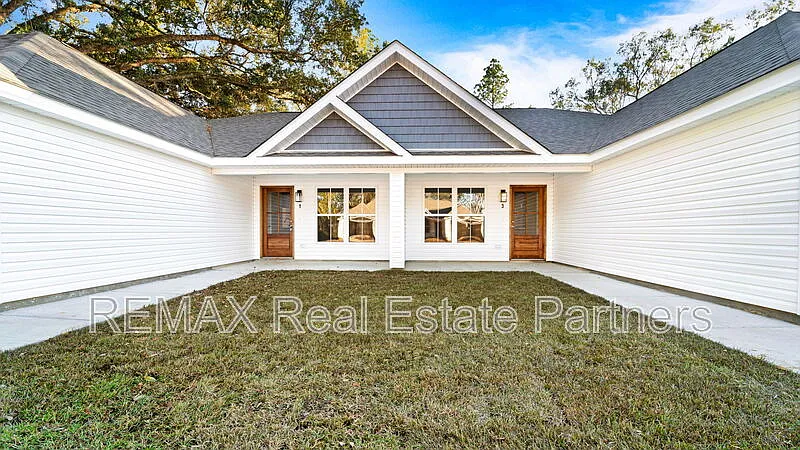 Bellamy Estates — Photo 2