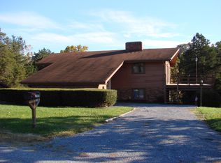 255 Riverside Dr, Luray, VA 22835