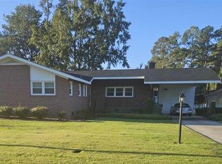 616 Virginia Ln, Dillon, SC 29536