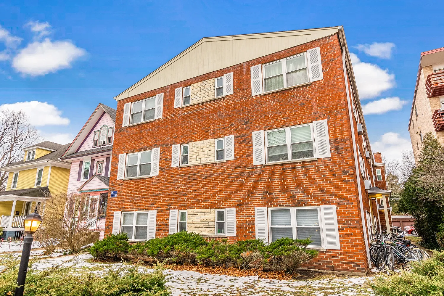 2146 Sherman Ave. — Photo 1