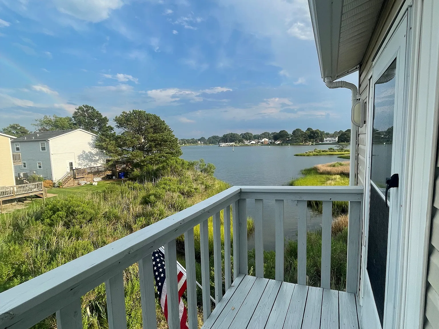 2 bed, 1.5 bath, 900 sqft, $2,400 — Photo 2
