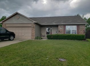 392 Longfellow Ct, Greenfield, IN 46140