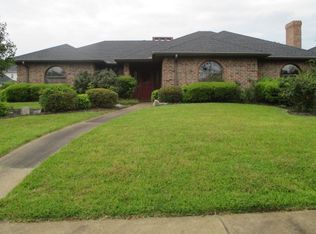 1610 McAllen St, Henderson, TX 75654