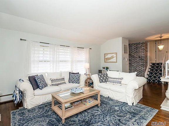 2nd image of 25 Gina Dr