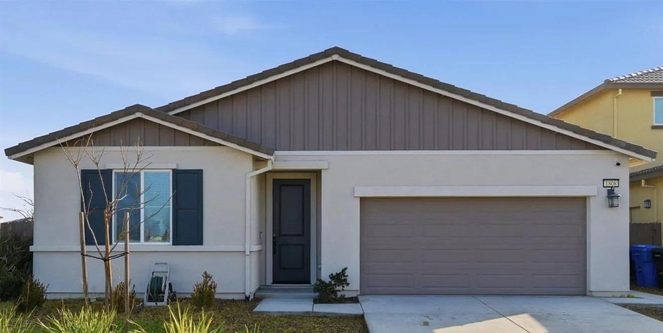 1808 Tiki Ave photo 1