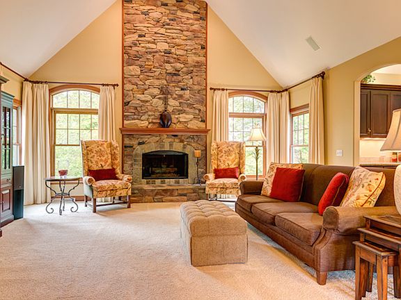 3rd image of 10825 Lakebrook Dr