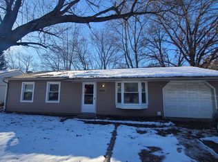 505 S Duncan Rd, Champaign, IL 61821