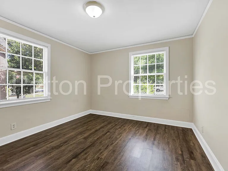 209 S Harden St #209 — Photo 8