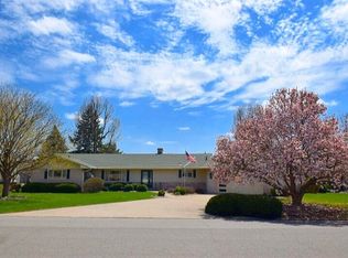 1130 S Sunset Dr, Maryville, MO 64468