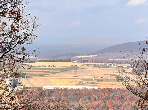 449 Evergreen Ln, Catawissa, PA 17820