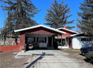 201 E Dewberry Ave, Omak, WA 98841