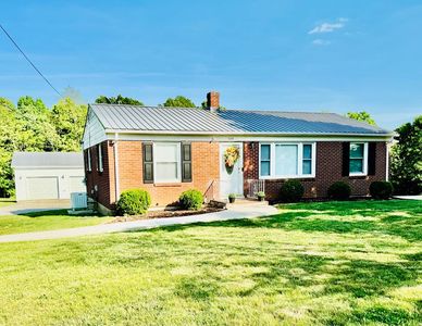 349 W Sunrise Dr, Dry Fork, VA, 24549