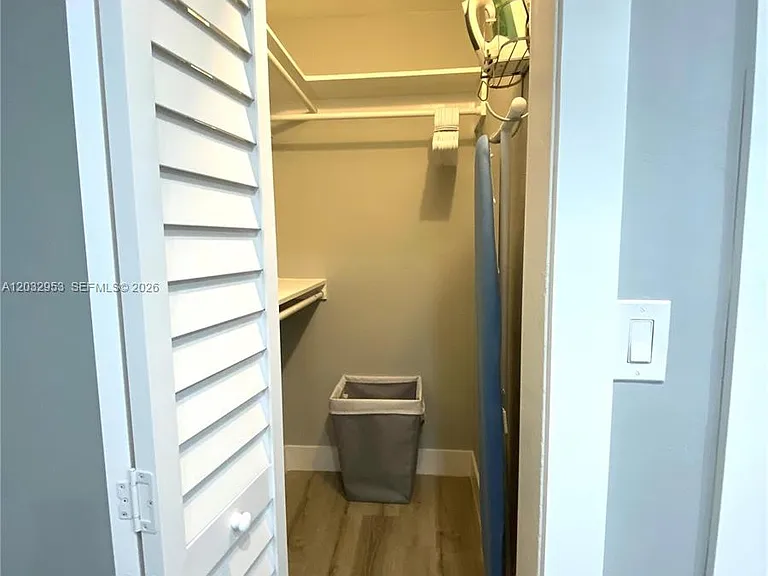 7901 SW 64th Ave #18 — Photo 10