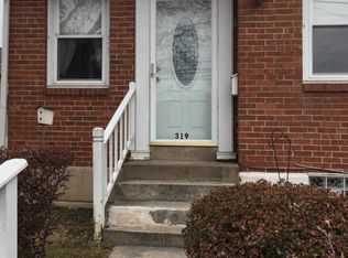 319 N Oak Ave, Clifton Heights, PA 19018