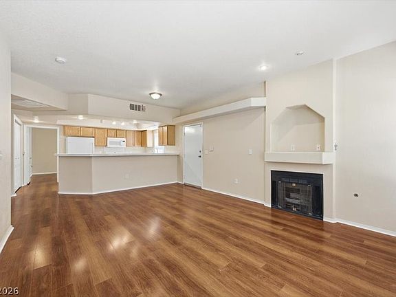 5th image of 3609 Arginis St Unit 103