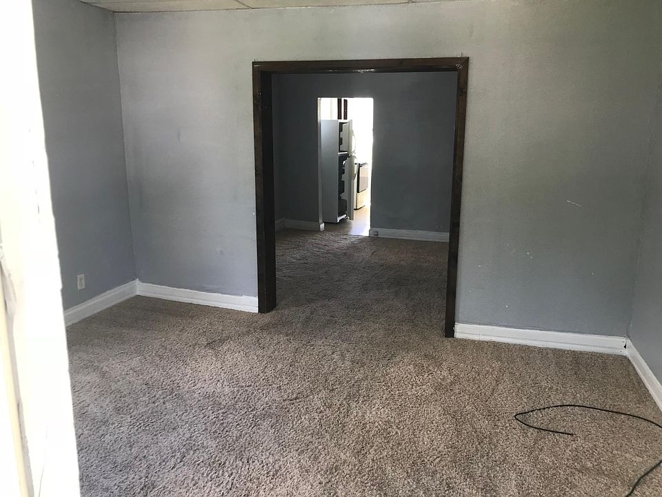 2nd image of 417-419 421 W