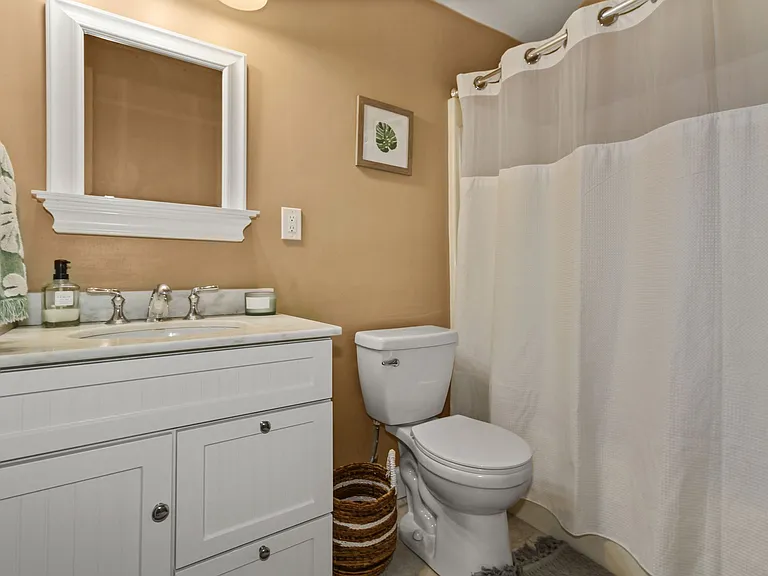 1677 Chinford Trl — Photo 6