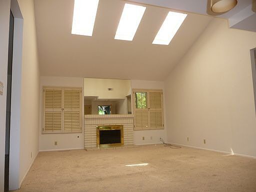 2nd image of 980 Wentz Dr