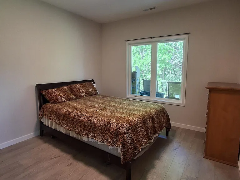 1002 Emilee Ct — Photo 17