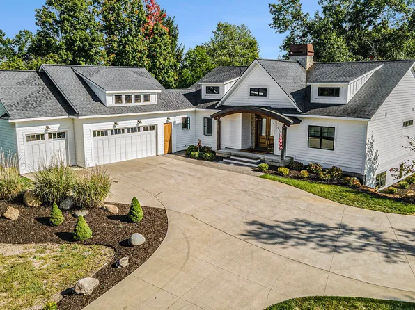 1970 Post Dr NE, Belmont, MI 49306